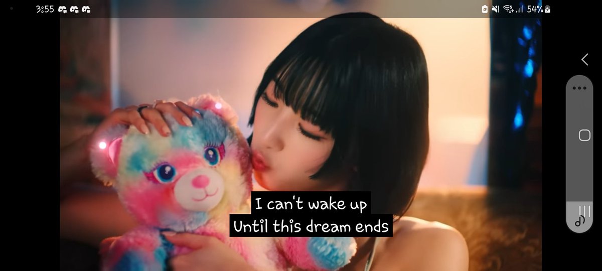 PikaBuns_46's tweet photo. I couldn't figure out why I knew this song that was playing in my build a bear and then when I looked it up I was MORE CONFUSED WHY IT WAS PLAYIN IN MY KIDS STORE THEN I WATCHED THE MV. AINT NO WAY THIS FAIRY BEAR GOT THAT MUCH SCREEN TIME https://t.co/3WXLdLyOGs