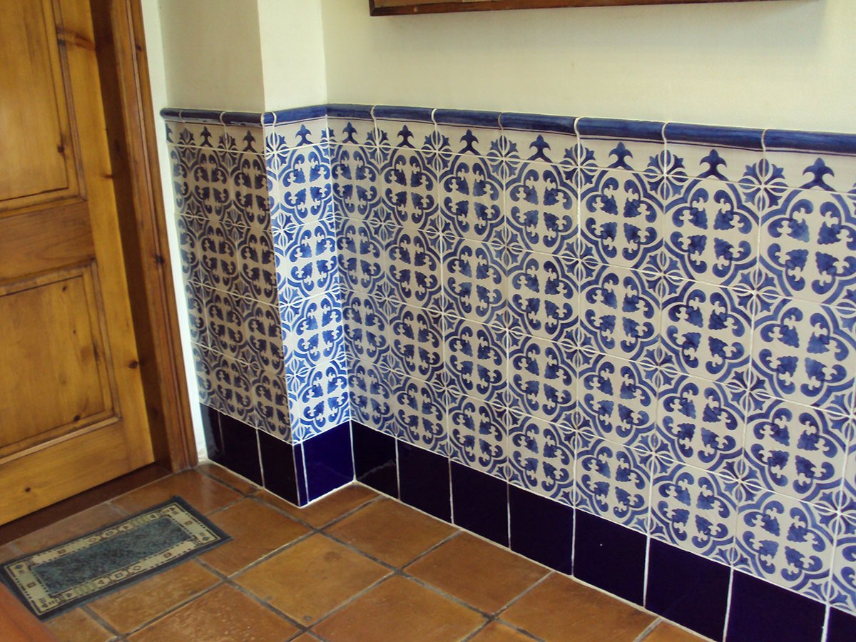 AnticFang's tweet photo. Azulejos Anticfang, historias únicas en tu hogar. Este año, compromiso total con confianza y cercanía.

🏡 Embellecemos paredes, creamos conexiones.

🤝 Anticfang va más allá; cómplices en la creación de espacios auténticos.

#Terracota #handmade  #ConfianzaYCercanía #Eco https://t.co/3o2jrWYaL0