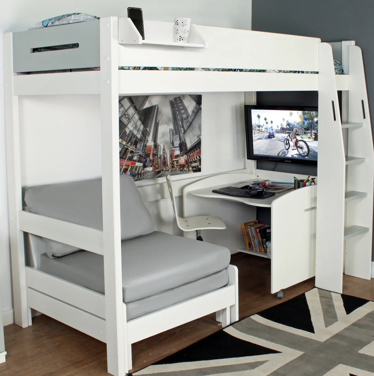 familywindow's tweet image. A sofa, bed, and a desk with a gaming set-up 

What more could your little one need? 

#FamilyWindow #KidsBedroomIdeas #BedroomUpgrade #BedroomInspiration #SleepSpace #CosyBedrooms #FunBedroomIdeas #GamingSetUp #GamingSpace #GamingCommunity