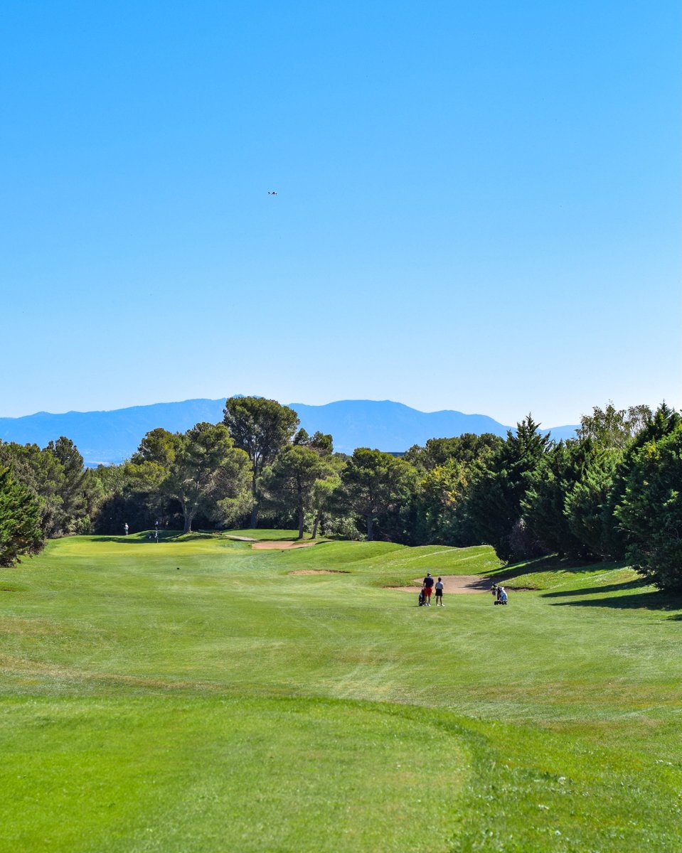 Empezamos el año con muchas ganas de volver a veros disfrutar de la mágica experiencia del golf ⛳