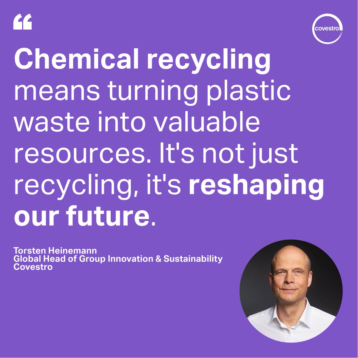 covestro's tweet image. #ChemicalRecycling paves the way for a #FullyCircular future. ♻ Our Global Head of Group Innovation &amp;amp; Sustainability, Torsten Heinemann, explains how techniques like chemolysis and pyrolysis revolutionize the way we recycle. 👉 Read his article here: chemistryviews.org/chemical-recyc…
