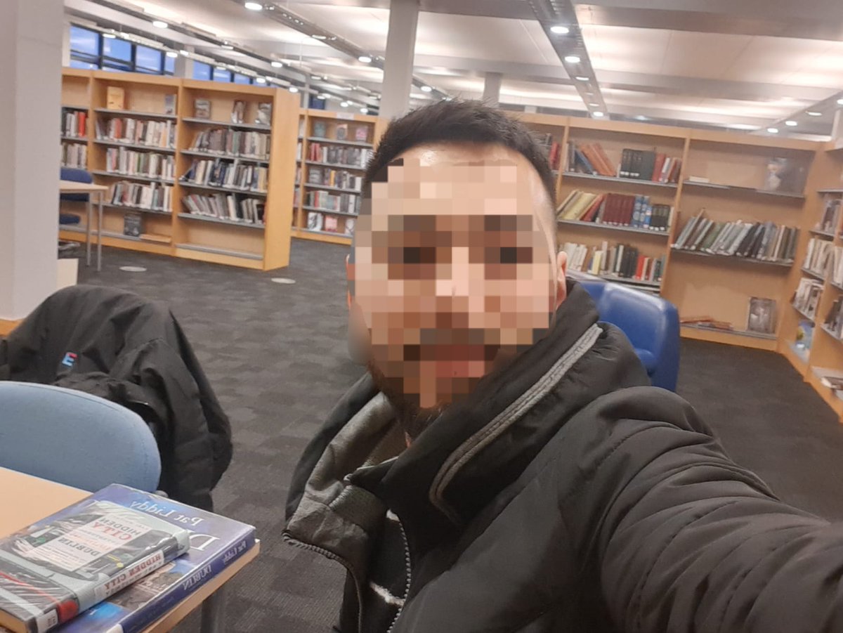 Former @BritishCouncil teacher 'Ali' spent over 2 years waiting to be relocated after the Taliban took control of 🇦🇫. 2 weeks ago he arrived in 🇬🇧, and went straight to the local library to learn. He is a strong believer in the value of education. @RishiSunak #AtRiskTeachers