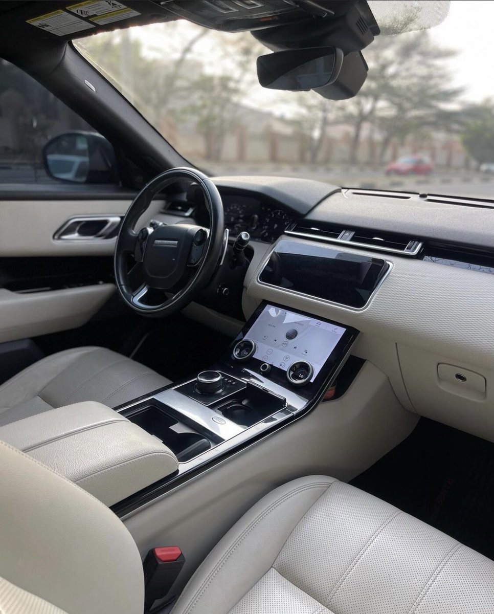 Automall_ng's tweet photo. Range Rover Velar P250 2019 model
Full option
Price:40m
Duty: paid
Location: Abuja
#japa #secondjanuary #portable
@aisha_yaGuda @A__yabo @el_uthmaan @___Bils @RahmahMlm @moderate_ustaz @MaiAgogon @miss_ayshatou @Mvnaaa___ @__yellows @Kha_dee_ja_tou @saamaccido_ Retweet 🙏 https://t.co/7obscRrzCz