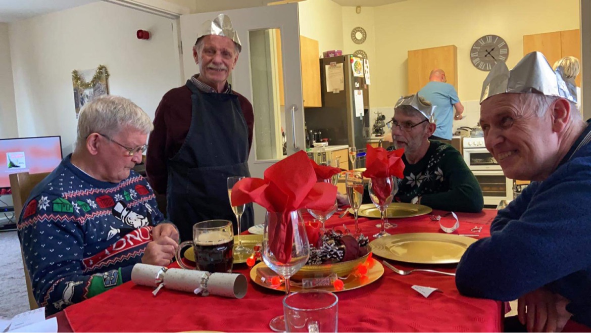 StAnnesCom's tweet photo. Christmas at our Portland Avenue service was amazing!  Our clients had such a good time. The food was cooked to perfection, and the smiles on everyone's faces were priceless!  #Christmas #joy #PerfectFeast #food #care #support #charity #seaham #durham #sunderland https://t.co/U4S4AqDl6Y
