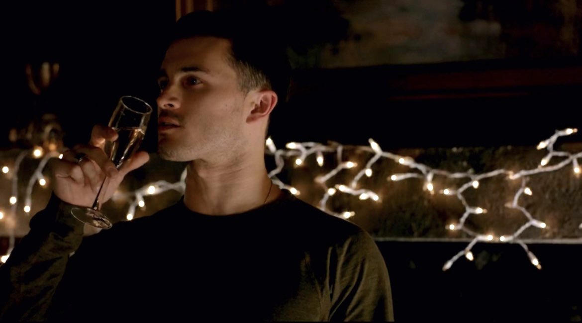 Michael Malarkey Lyrics, Song Meanings & Music Videos cocogarage.jp