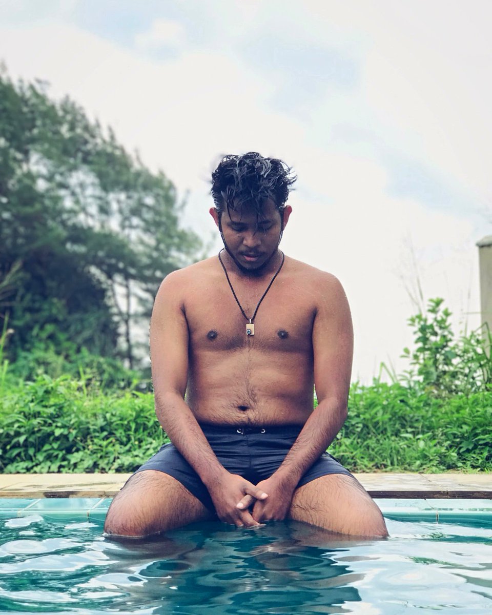_mali_3's tweet photo. Wait! Take a long breath😌 https://t.co/aa38KX7AP4