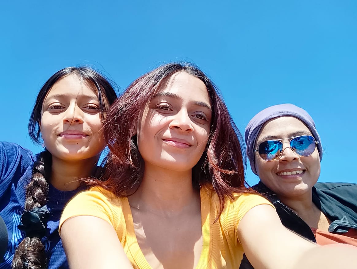 MeeraVelankar's tweet photo. Year-end trip at Tadiyandamol and coffee sniff !! @KarnatakaWorld  @ forestdepartmentkarnataka https://t.co/QNoyuLbn1L