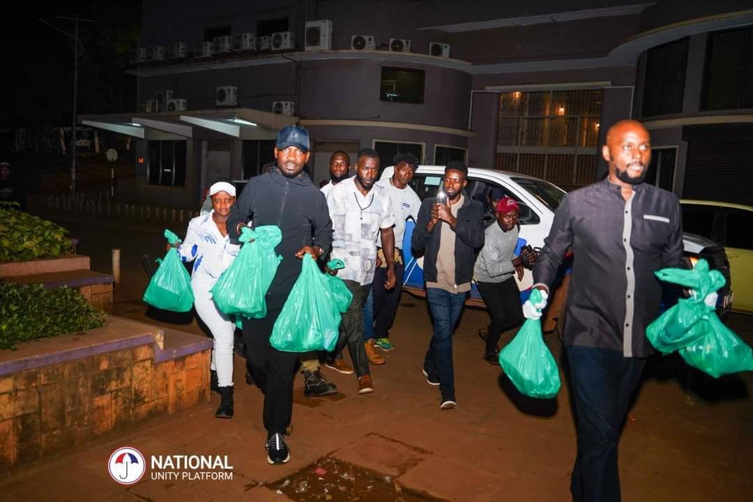HEBobiwine's tweet photo. Last night, we visited the streets of Kampala to share some food with our people who are homeless. Only those who have slept hungry for lack of food or slept on the street before would understand the pain which these people go through every day. We thought it was important to share with them the first supper of the new year and give them words of encouragement. It is also important to raise their plight, because they end up on the streets for different reasons. Such people must be thought about as we plan and strive to build a nation where all citizens live in dignity.