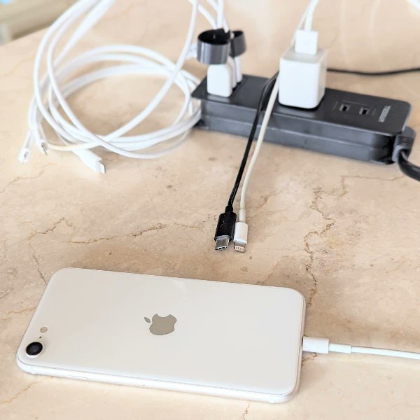 azuma_sado's tweet image. 佐渡島民様へ
本日1月2日限定で大浴場の日帰り入浴を解放します♨️
【時間】
15時~20時(最終受付)
【入浴料金】
●島民様は無料(島民カードをお持ちください)
●島外からお越しの方  700円(小学生 350円)

・充電ステーション・温かいハーブティーもあります

 #佐渡 
 #ご安全に
 #HotelAZUMA