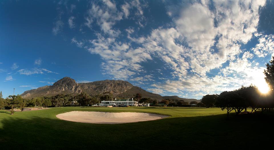 With stunning views and a challenging course, our club has something for everyone. 

Did you know that golf is a great way to relieve stress and improve your mental focus? So come on over and tee off with us! 
#GolfIsGreat #JoinTheClub #RelaxAndUnwind #WestlakeGC