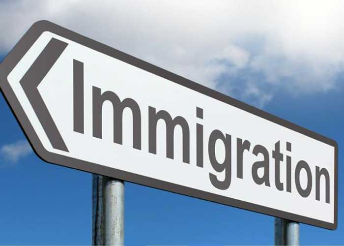 yespunjab's tweet photo. Moderate Republicans could bail out Prez Biden out of the country's worst-ever immigration crisis
#ModerateRepublicans #USgeneralElection2024 #DonaldTrump #JoeBiden #USA #Immigrants #Crisis
https://t.co/CPcnDg19jb https://t.co/O1nDOvBw1V