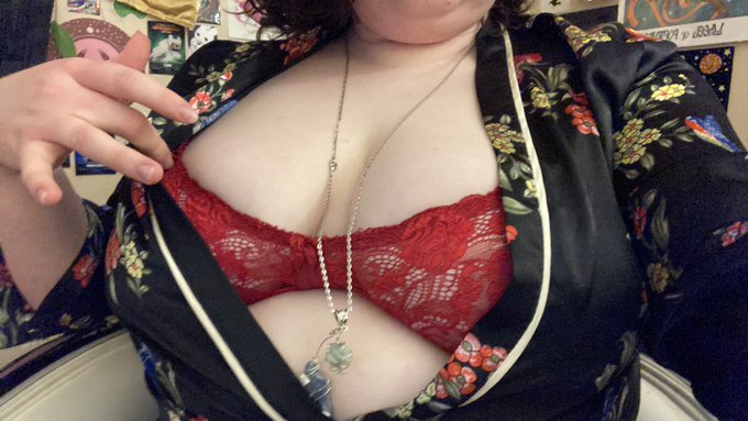 I&rsquo;m streaming! Come join me❤️   https://t.co/FO5CGqU6fK  #camming #camgirl #chaturbate https://t.co/<a href="/tag/camming"class="tags">#camming</a><a href="/tag/camgirl"class="tags"><span>#camgirl</span></a><a href="/tag/chaturbate"class="tags"><span>#chaturbate</span></a>