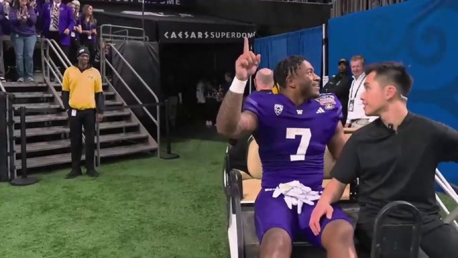 chad_minor1's tweet image. Seeing that Dillon Johnson has been injured the College Football Playoff Committee and ESPN have elected to place Alabama in the CFP Championship game. #CFBPlayoff