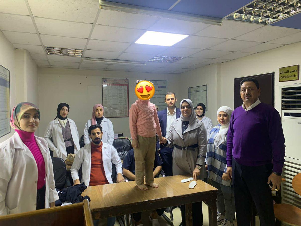AlnahrainU's tweet photo. A team of professors and students from the University of Nahrein volunteered to manufacture an innovative artificial support for the treatment of a child suffering from flat feet.
https://t.co/1Q0H84GtB7 https://t.co/lVrClEY7aI