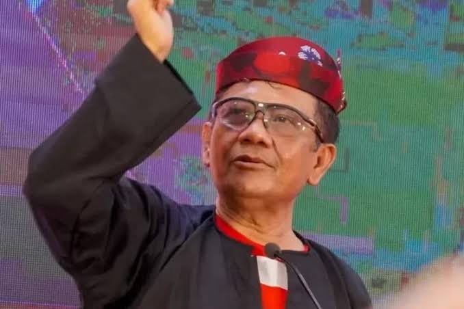 watch Three Body on wetv now! tweet media