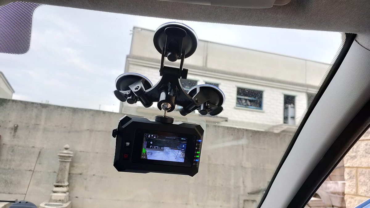 MiNEMedia2004's tweet image. Portable A5, can replace the majority of photography functions when large cameras are not convenient to use.
#portablecamera
minemedia.tv