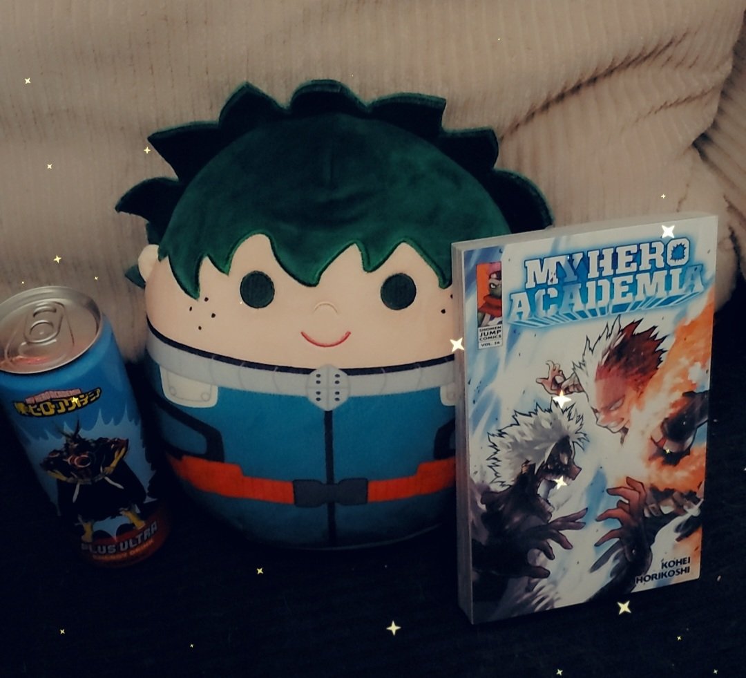 Kemeah520's tweet photo. First two reads of the year
#currentlyreading 
#myheroacademia #bokunoheroacademia #bnha 
#manga 
#horror 
#iggleworms https://t.co/C3VSkXtwhF