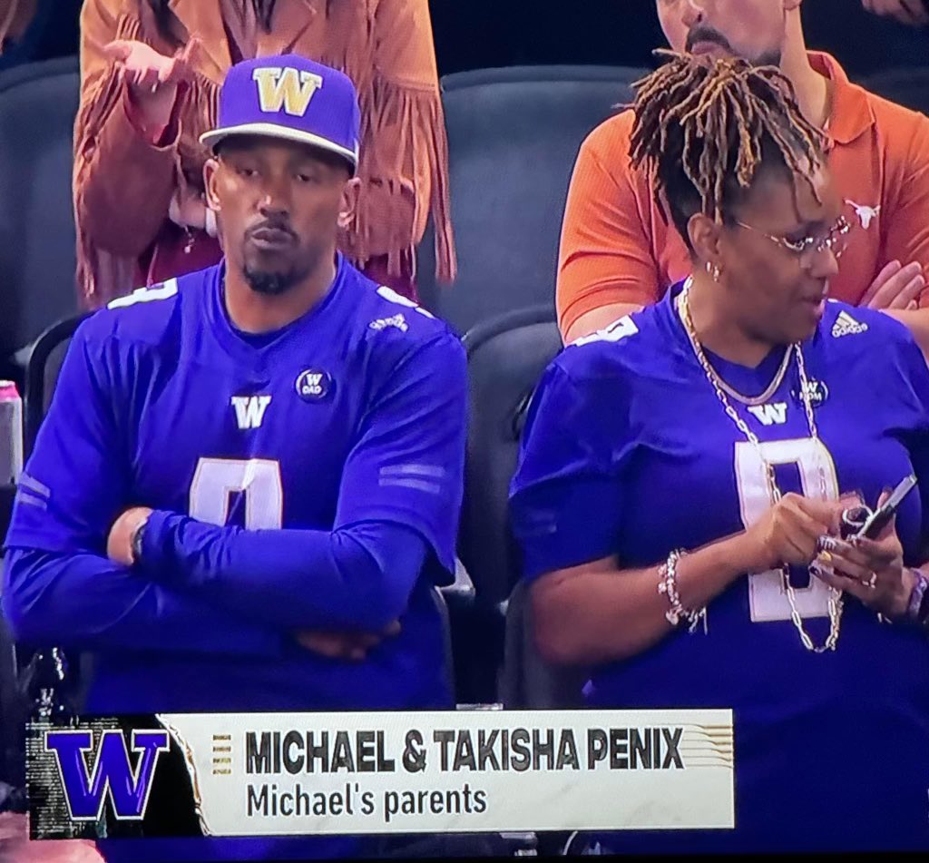 These Two Deserve A lot Of Credit As Well! Raised A Great Humble Kid!!!! Congrats!!! 👏🏾👏🏾