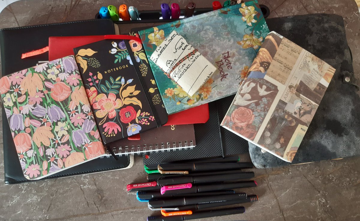 ShammaKalodi's tweet photo. Lovely notebooks and journals from the stationery stores won't write for themselves. End of the story. 

PS: Most of them were gifted and cute books are something I still can't hesitate 😭 https://t.co/zZMcVcQv8P