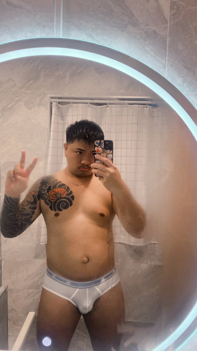 裝可愛會被打嗎🫣

昨天住的民宿好舒服😛