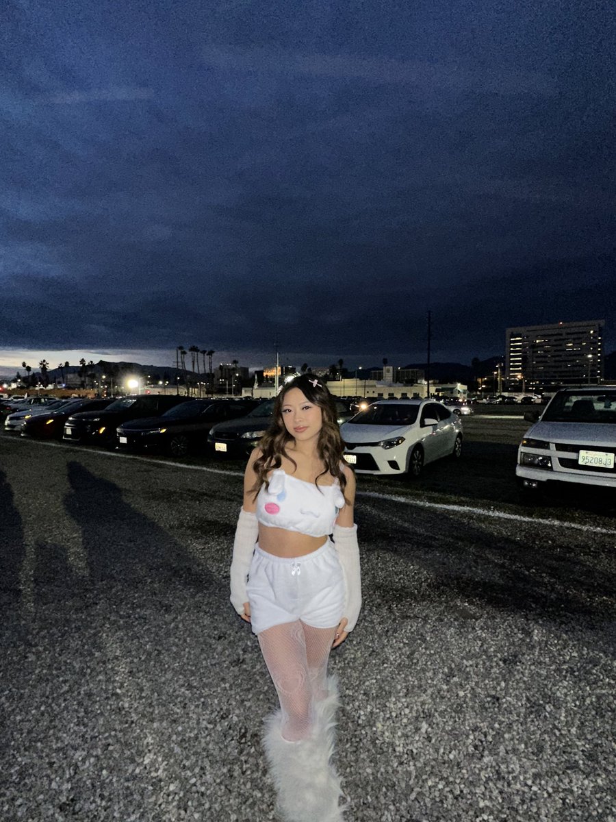 i was cinnamonrollin #countdownnye