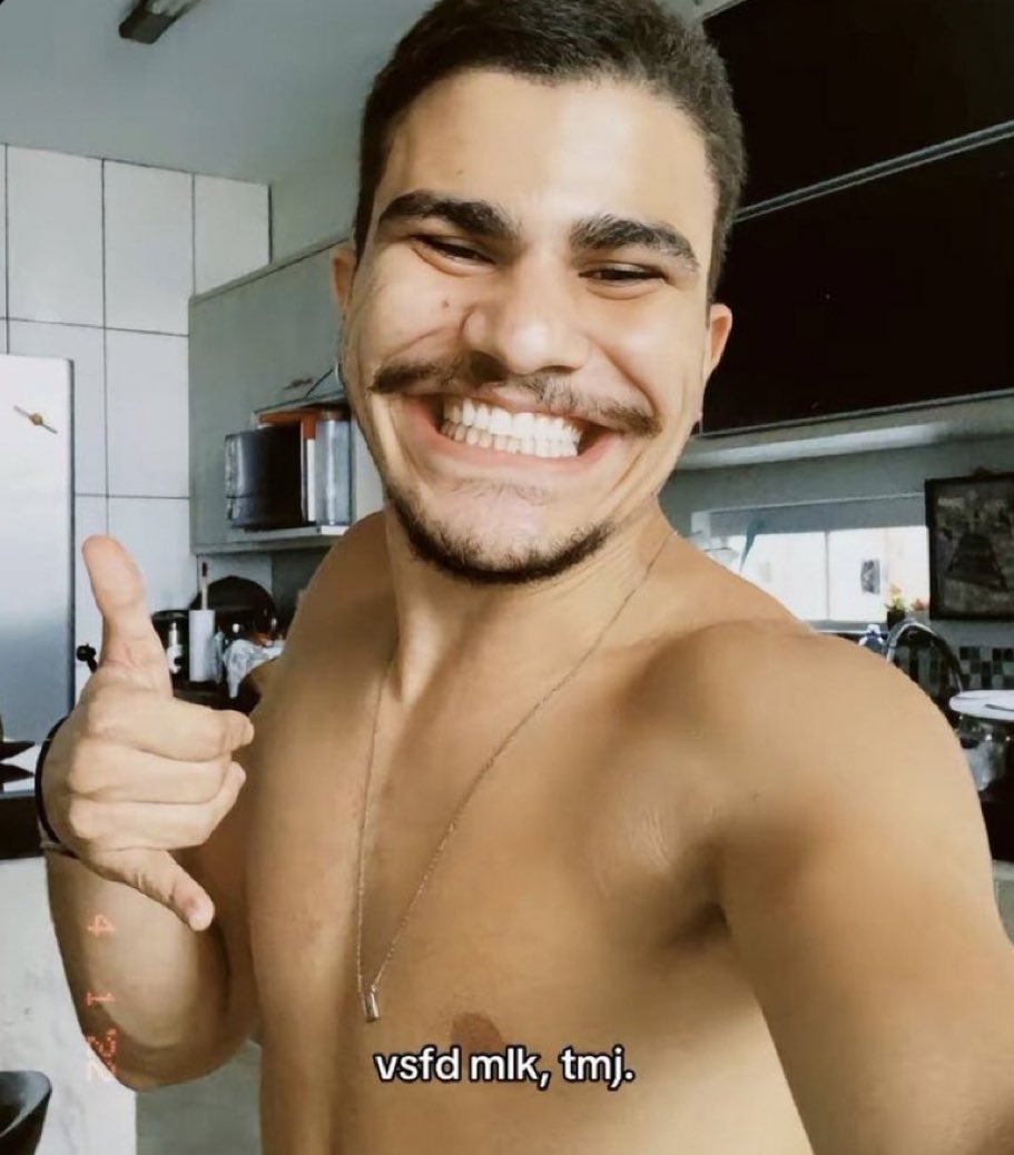 minha honesta reação pra tudo esse ano: