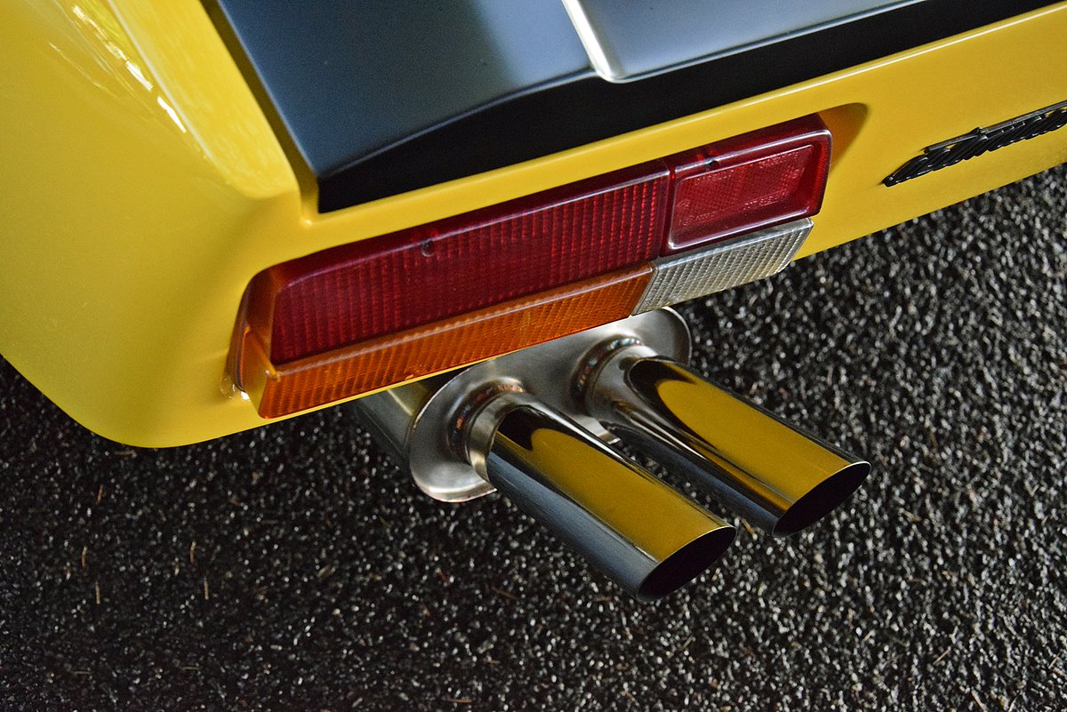 #TuesdayMotivaton 
De Tomaso Pantera
Tom Tjaarda  🖊️ Carrozzeria Ghia
