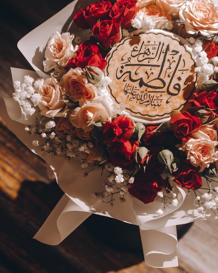 karbala_love72's tweet photo. وہ دیکھ دعا دیتی ہیں حسنینٔ کی مادرّ
 ماتم میں ذرا ہاتھ اٹھا اور زیادہ 
 لکھ فاطمہ زہرا (س) کی ثناء اور زیادہ 
🥀♥️🕊️ https://t.co/ezE9AW7xur