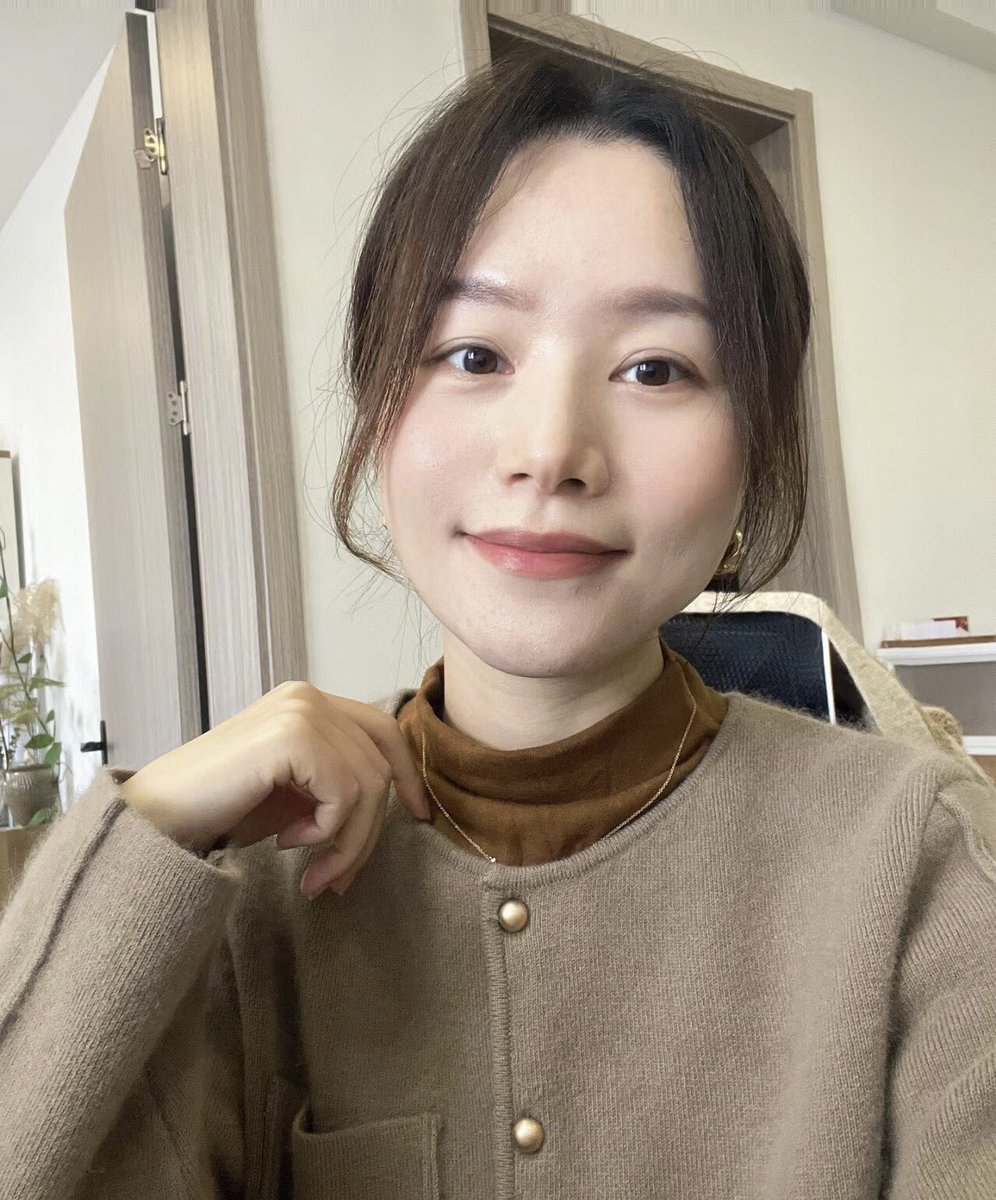 NN772177's tweet photo. 我只是未婚未育，不是触犯了天条！😫😫我有一份可以养活自己的工作，有房有车，会做饭也会修水管🤫🤫！！我在等国家派发���子🧒，喜欢女儿，喜欢把她打扮得和我一样漂漂亮亮的😊😊！！如果国家不发，你能让我怀上么？直到生出女儿为止😂😂#女儿奴 #小棉袄 #大龄未婚未育女人 https://t.co/s9I3uORAfl