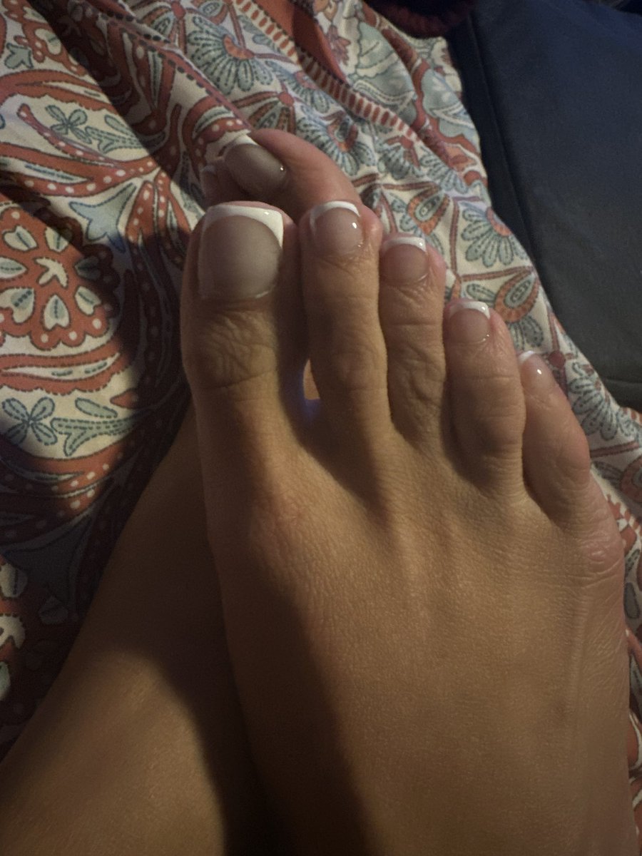 atlchryssbaddie's tweet photo. #Feet #footfetısh #size14 #frenchpedi #feetfinder #pedi #toes #atlfeet #atlts #ATL #atlfreaks #atltrans #whitetips #sellingcontent https://t.co/ti2XruOvxd