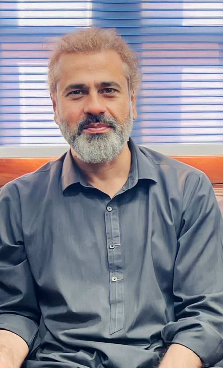 یہ ہے ہمارا عمران ریاض خان جس کو پوری دنیا جانتی ہے