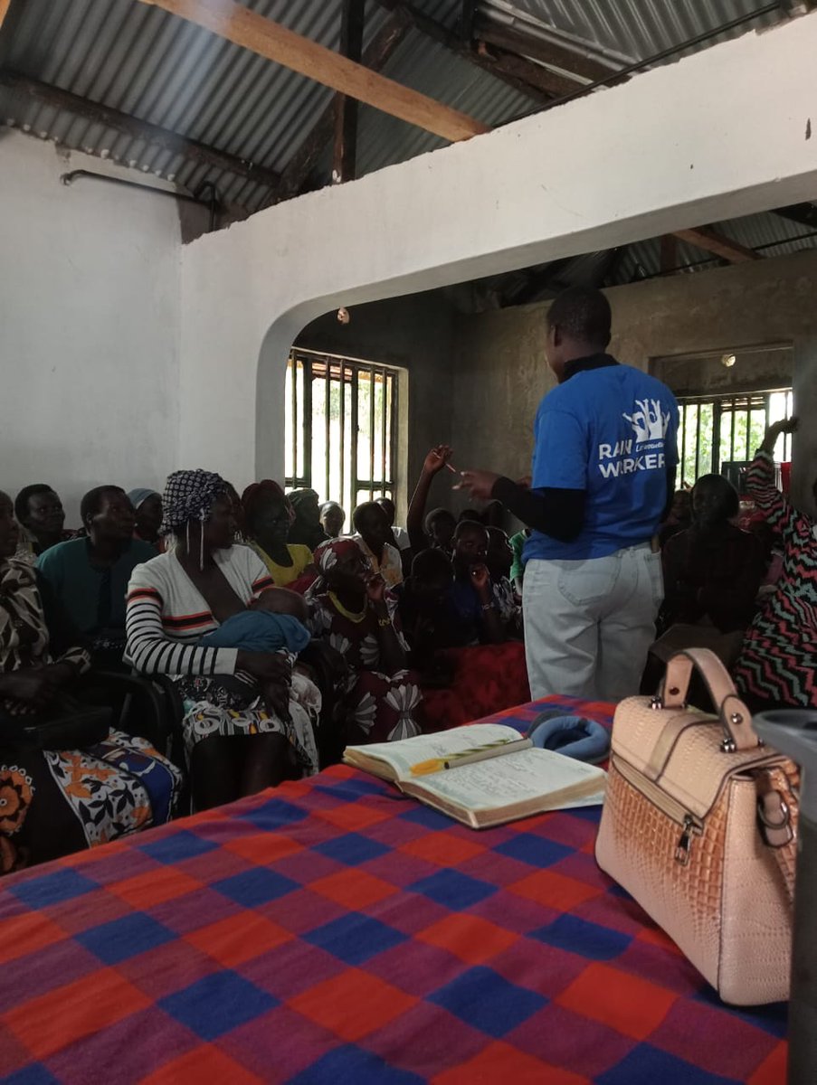 SChesok's tweet photo. I ended up my year Educating women at Lounon village,West Pokot county on matters around #FGM.There was a positive attitude towards bringing the harmful practice to an end and promised to be torch-bearers to the community.
#Antifgmboard
#Irepfoundation.
#UNFPAYAPKe
#1vision3goals https://t.co/YgRdhJSieR