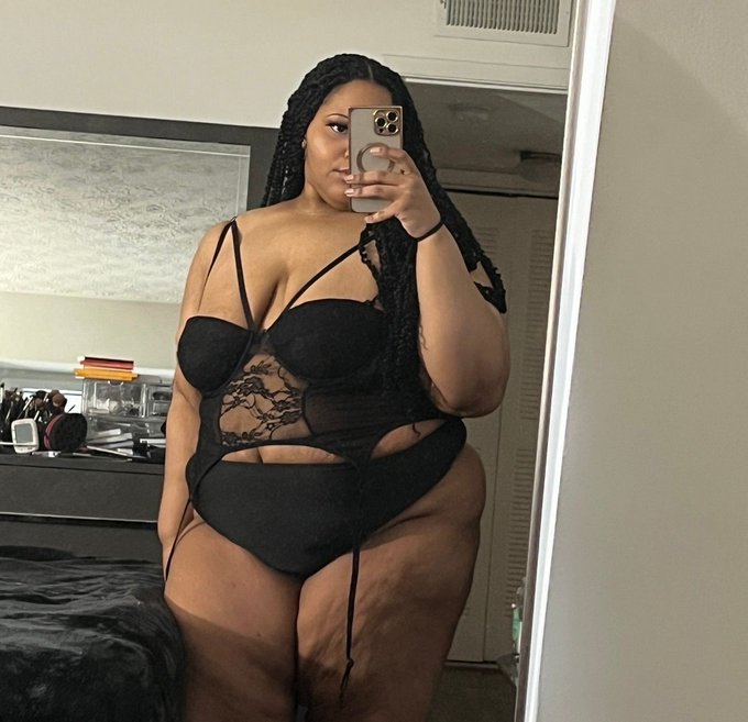 #NewProfilePic #happynewyear https://t.co/hzvct0EmtJ<a href="/tag/newprofilepic"class="tags">#NewProfilePic</a><a href="/tag/happynewyear"class="tags">#happynewyear</a>