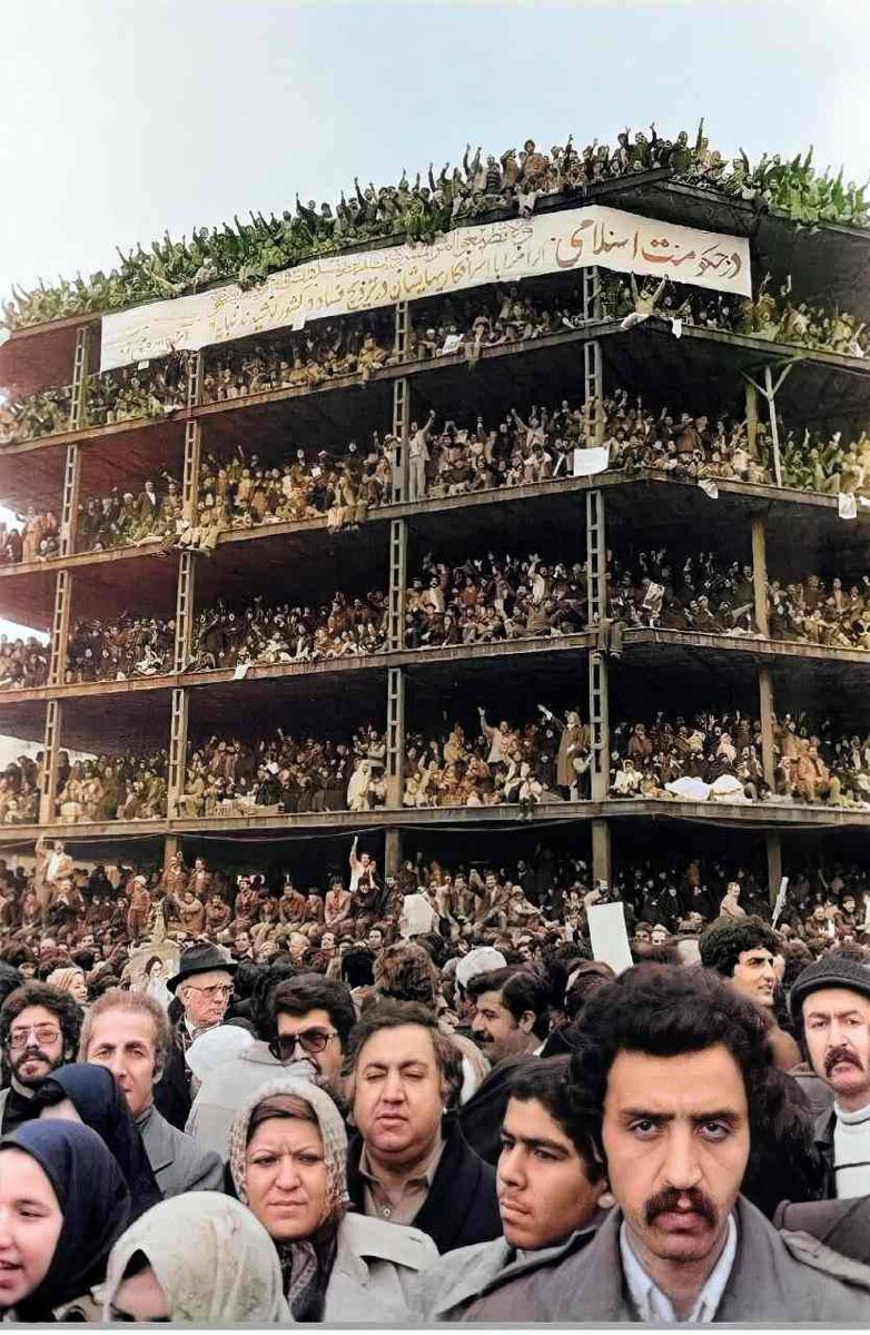 Jebheiran's tweet photo. به مناسبت روز مادر
مادر همتون رو گاییدم... https://t.co/i6Unof1vxv