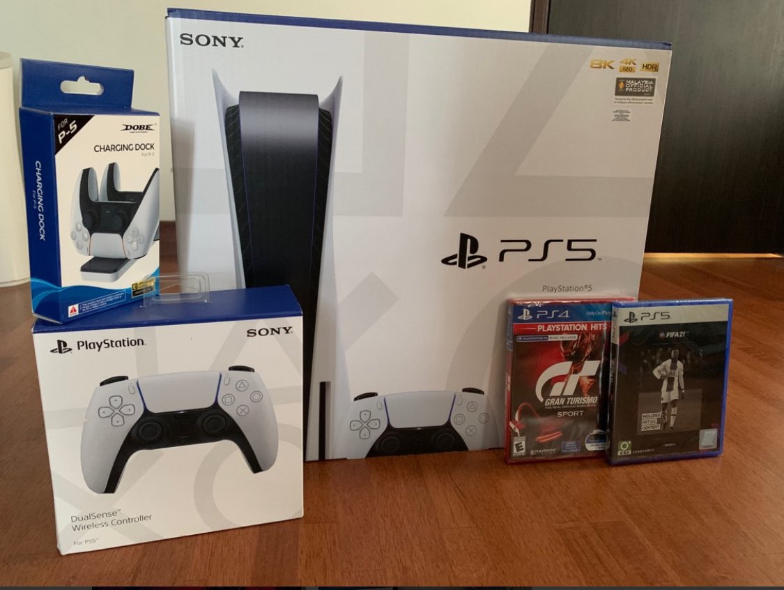 networks_local's tweet photo. PS5 tak laku, buat diskaun kaw2!!

Sebelum ni harga 3k lebih. Tengok harga sekarang jimat separuh, diskaun 50% tu.😱

Tengok harga dia: https://t.co/OYJxIIV1MK

Cuba check dekat sini: https://t.co/j7ecadWyC1 https://t.co/ArbfEC6H9B