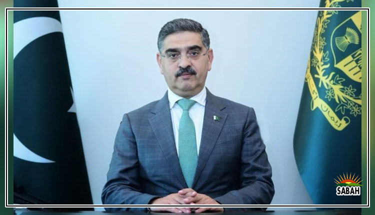 pakco_updates's tweet image. #Jan2 
2. #Pakistan's year end #inflation soars to 29.7% on YoY basis surpassing #Islamabad's forecast and highlights the challenges faced. Analysts express concern over govt's policies in place and its effectiveness on economy &amp;amp; curbing inflation.
#TuesdayThoughts #Tuesday #News