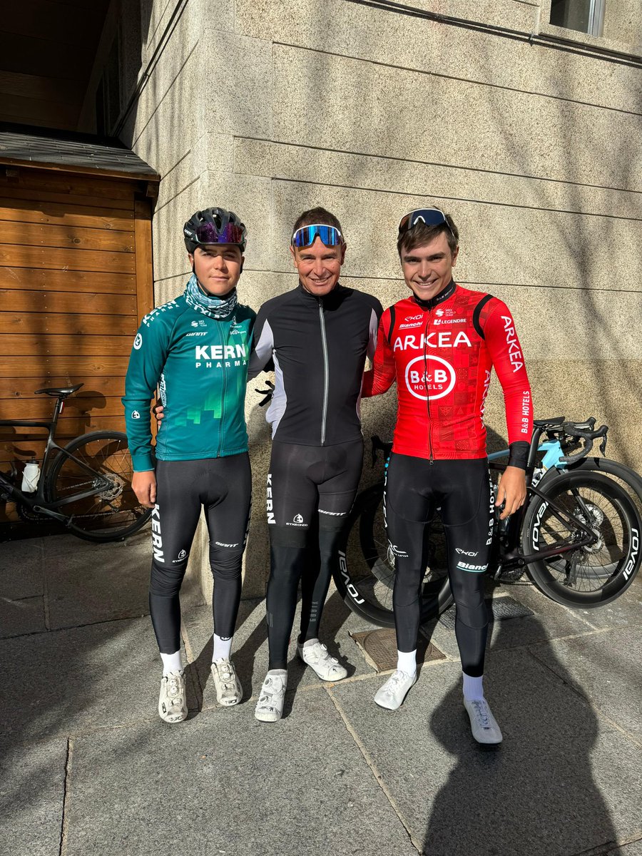 garciacarlos117's tweet photo. Primeras pedaladas de este 2024🔥. Vamos a por un esperado gran año🤩 https://t.co/Ew4hxOpUZA