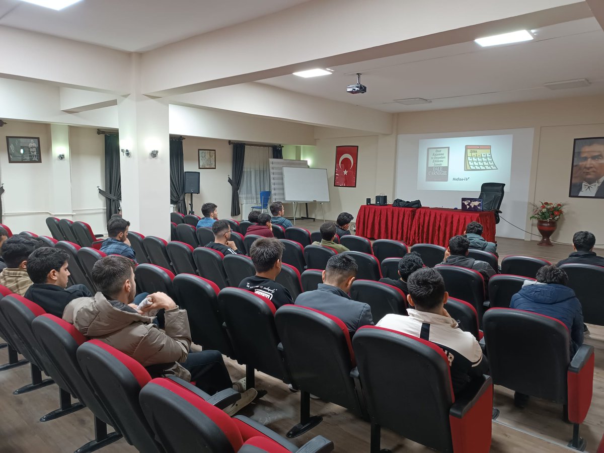 GSB_Kayseri's tweet photo. Erciyes Erkek Öğrenci Yurdunda Psikolog Metehan Özkan tarafından “Bağımlılıklarla Mücadele ve Psikolojik Sağlamlık” konulu seminer düzenlendi. https://t.co/NxS00mtw4G