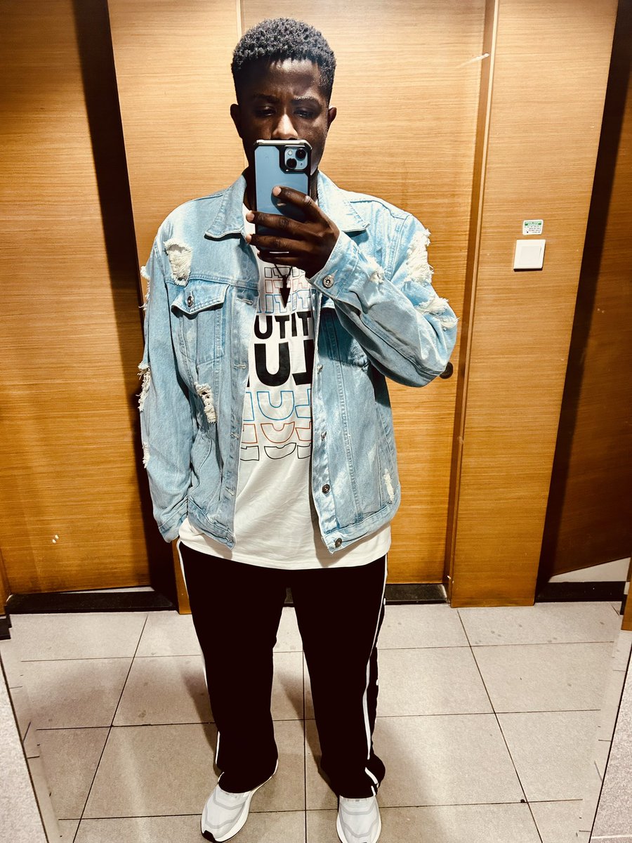 233NanaPrempeh's tweet photo. Cheers to a better 2024🔥🔥 https://t.co/iiqyw4wzLq