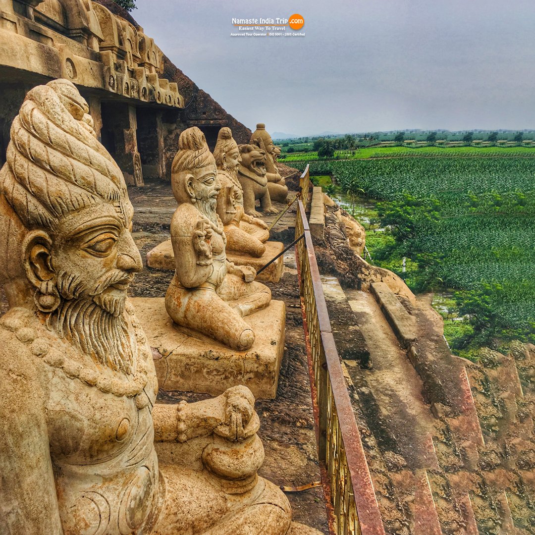 Step into a timeless realm of wonder at Undavalli Caves! 🏰 

Carved into the rocky hills, these ancient marvels are a testament to artistry and history. 

Wander through the intricate rock-cut architecture and soak in the mystique of the past.

#UndavalliCaves #HistoricalWonders