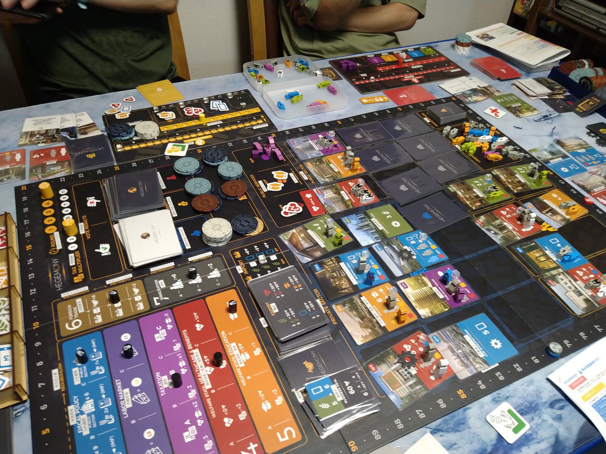 個人2023ベストランキング
総合ランキング
1位Pandemain/SAMURAI
2位FOUNDATIONS OF ROME/HEGEMONY
3位オレゴン/just4fun
4位フードチェーンマグネイト/蒸気のMAP人体＆アルプス/あいうえバトル
5位アウトバーン/ローリングハイツ

2023年もホント皆さんのおかげで楽しかったです✨ホント滋賀最高👍