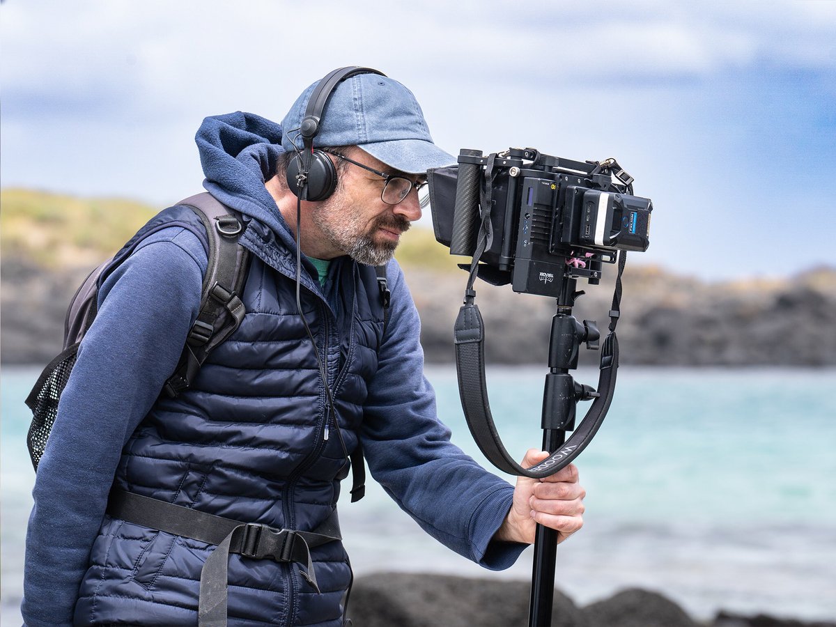 SamVoutas's tweet photo. Exciting way to start the year, production on the newest feature has wrapped, on to post production! Photos by @fotosbysal #yesterdayisland #yesterdayislandfilm #indiefilm #Filmmaking https://t.co/a0lFwC7tWQ