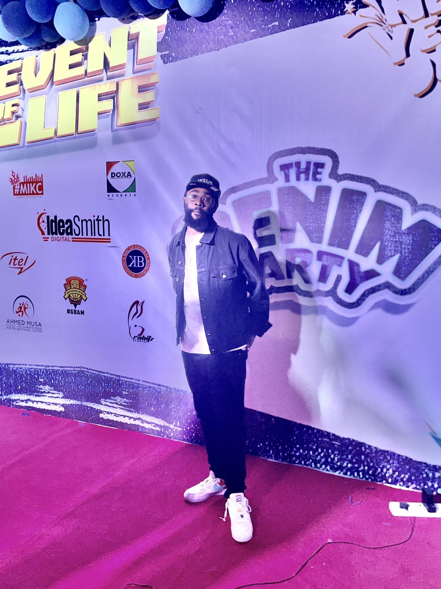 AndyjnrUmaru's tweet photo. If you were at EVENT OF LIFE kaduna lets Dump the picture / vids here pls.🤲🏾
#TheDenimParty https://t.co/df4qooQjPO