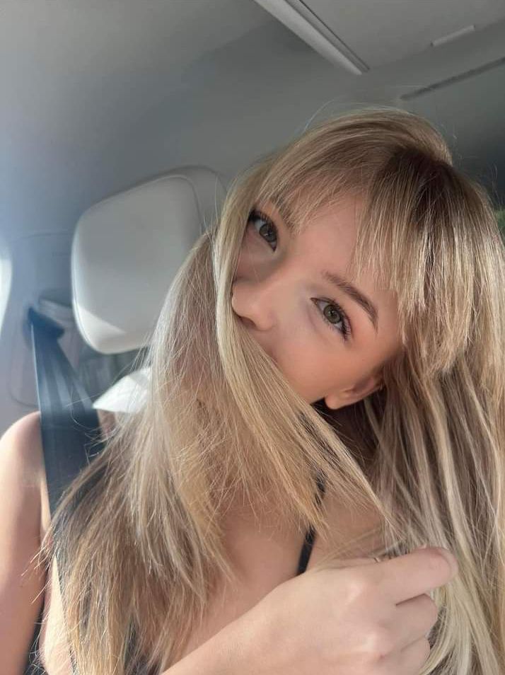 happy 2024 everyone 💌 my new year’s resolution is to take more selfies with the back camera

#newyearsresolution #carselfie #BackCamera