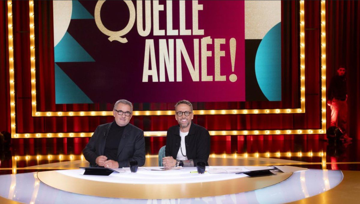 RomainActuTV's tweet photo. Hier, l'émission #QuelleAnnee a rassemblé 1,7M de téléspectateurs soit 9,5%Pda sur #France2 ! (5,9% des FRDA-50 ans) @CDechavanne
⏪ Semaine dernière : 2,5M - 14,3%Pda (Le père Noël est une ordure) https://t.co/4tclo3dQ6J