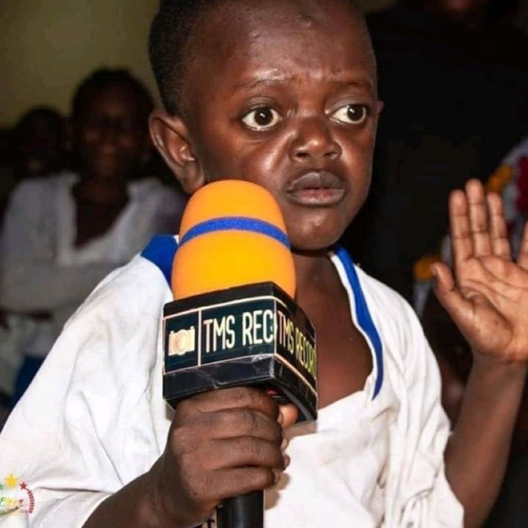 Me everytime am asked about my opinion on politics 😂😂🤣