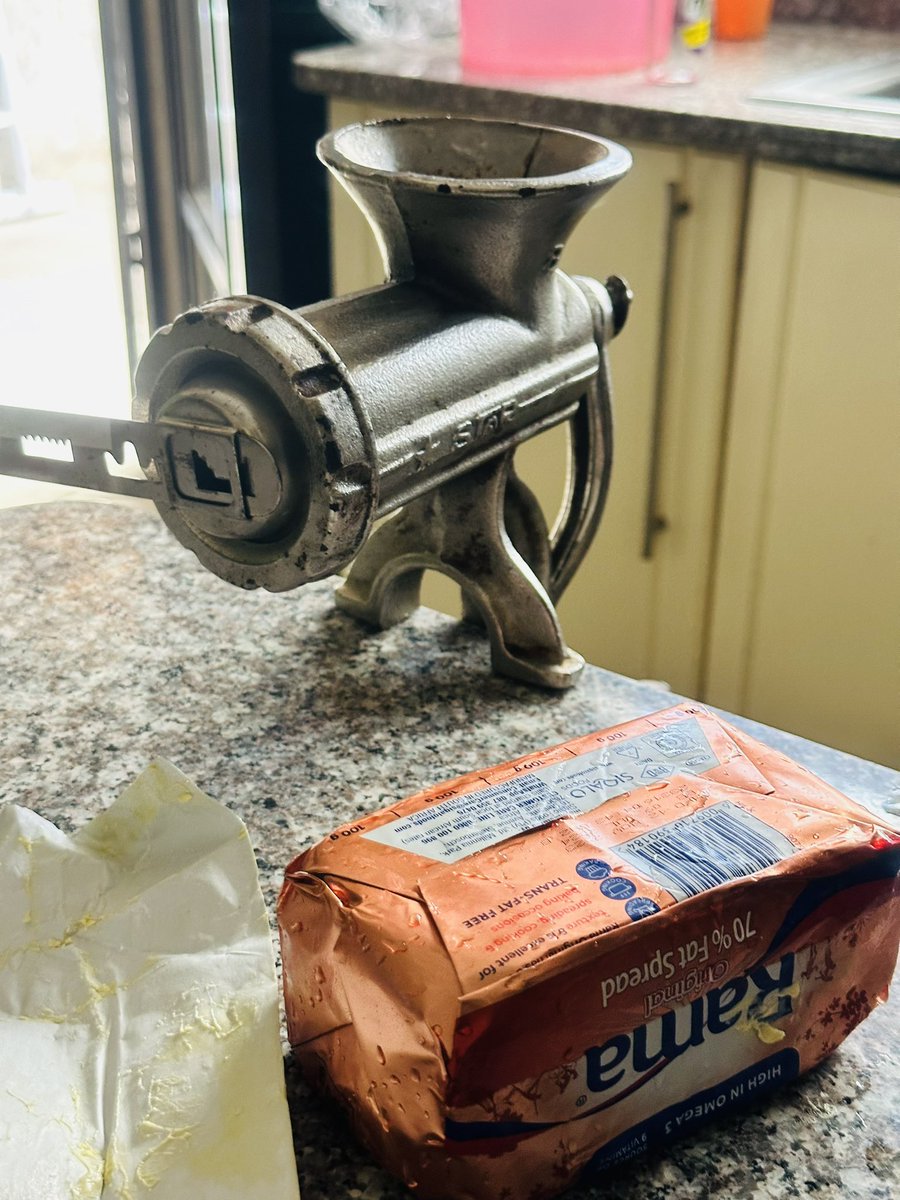 Baking technology that still works to this day 🤞🏿