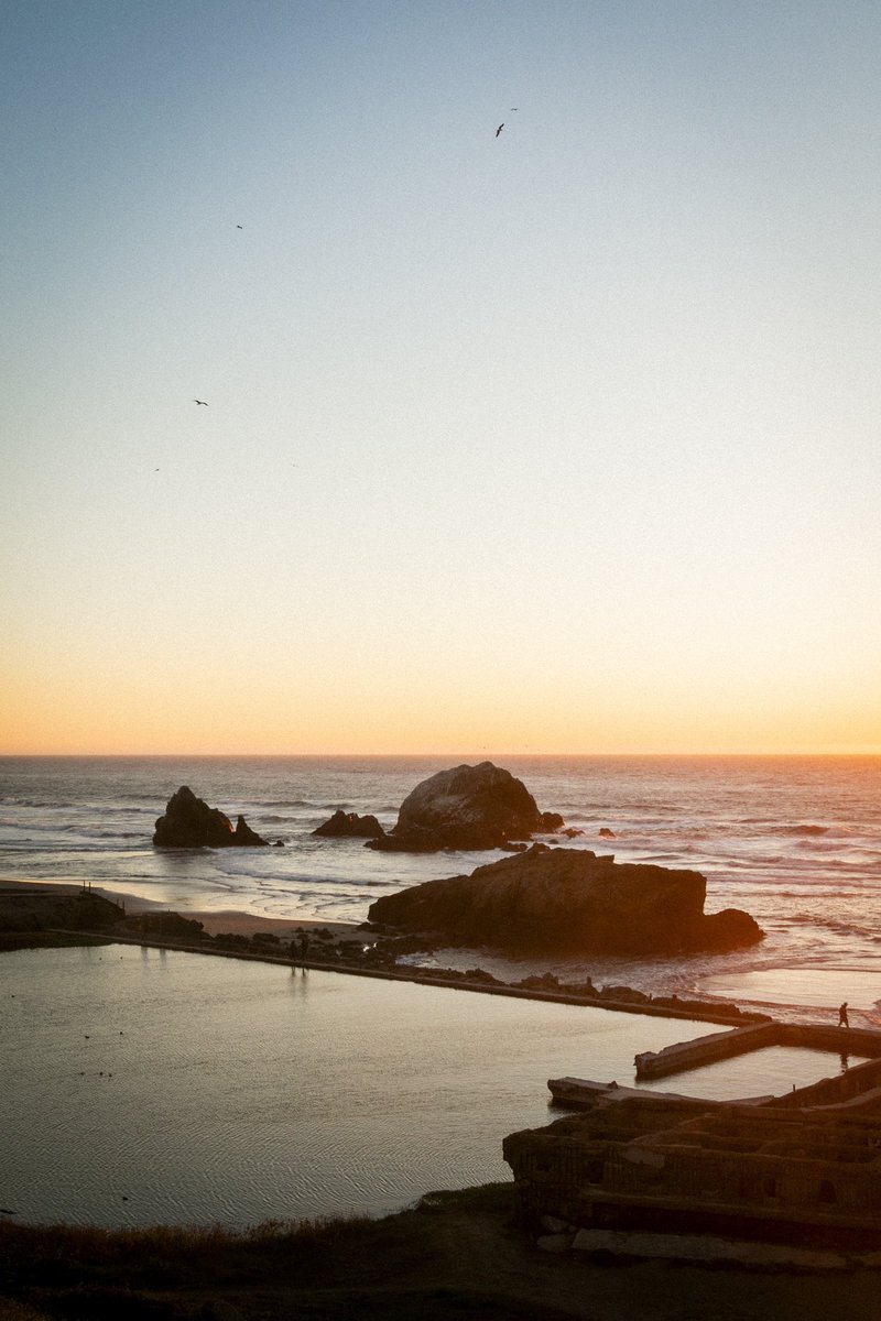 Isha__mistry's tweet photo. @BraydenCreation These two will always be a standout! San Fransisco is something else! Both are avaliable as prints for purchase via my website! https://t.co/bqzbpo20Xc