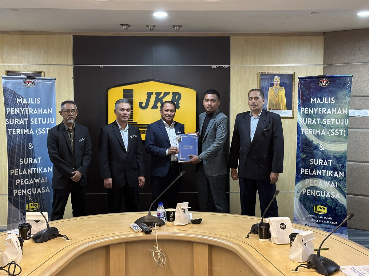 Cawangan Jalan JKR Malaysia tweet media