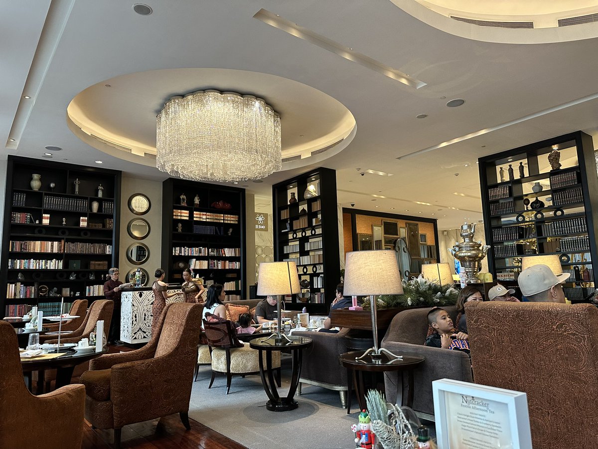 lolanadan's tweet photo. Slowing things down @ RAFFLES-Makati … https://t.co/QG69FHTMeG